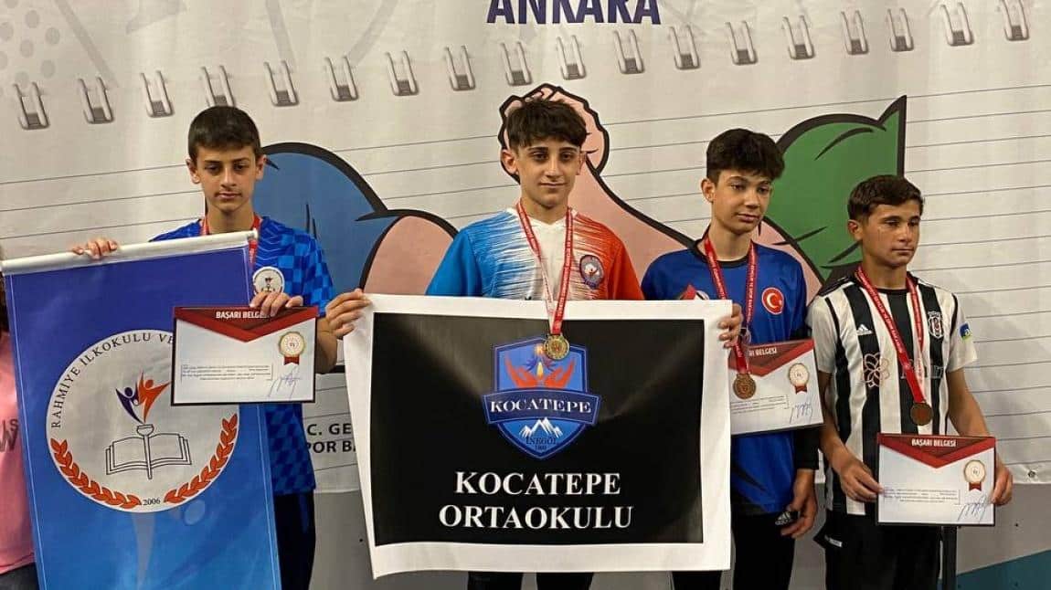 Öğrencimiz Bahtiyar Murad bilek güreşinde Türkiye şampiyonu olmuştur. Öğrencimizi tebrik ederiz.